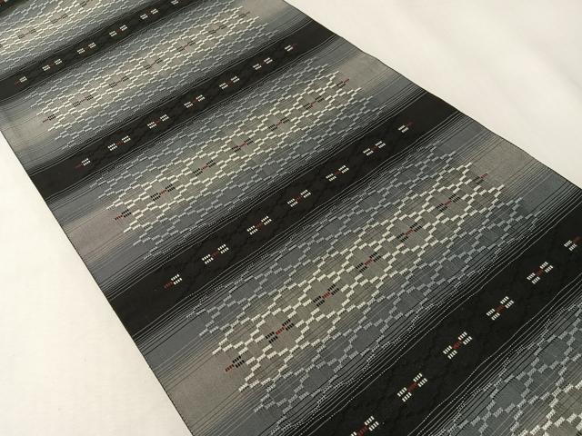 平和屋着物●両面　全通柄袋帯　紬地　花織　黒地　正絹　逸品　CABI4094vp