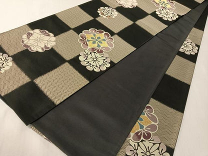 平和屋着物●六通柄袋帯　唐織　市松花文　黒地　正絹　逸品　CABI4108vp