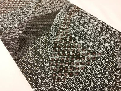 平和屋着物●総刺繍　刺し子　袋帯　名物裂　黒地　金糸　正絹　逸品　CABI4137vp