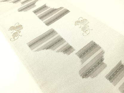 平和屋着物●六通柄袋帯　葡萄蔦の葉文　金銀糸　正絹　逸品　CABI4174vp