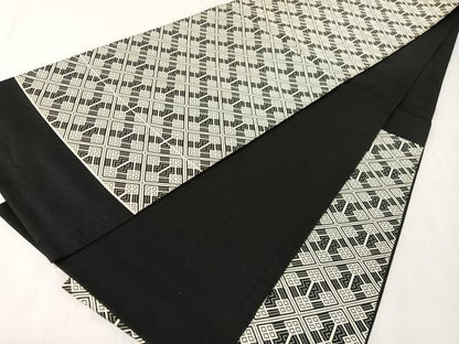 平和屋着物●本場筑前博多織　六通柄袋帯　こぎん刺し　菱吉祥文　黒地　証紙付き　正絹　逸品　CABI4196vp
