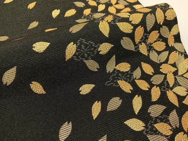 平和屋着物●六通柄袋帯　舞桜　黒地　金糸　正絹　逸品　CABI4216vp