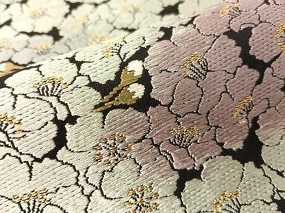 平和屋着物●西陣　津村織物謹製　六通柄袋帯　唐織　花尽くし　黒地　金糸　正絹　逸品　CABI4233vp
