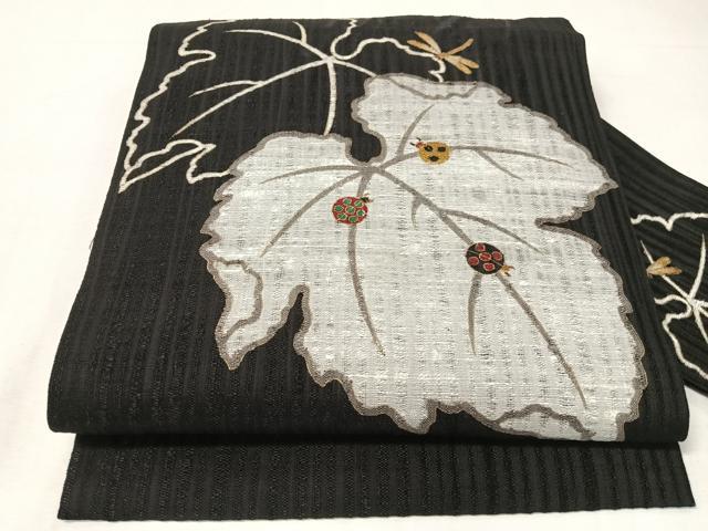 平和屋着物▽九寸名古屋帯　スリーシーズン　春夏秋　てんとう虫　トンボ　黒地　金彩　正絹　逸品　CABI4266vp