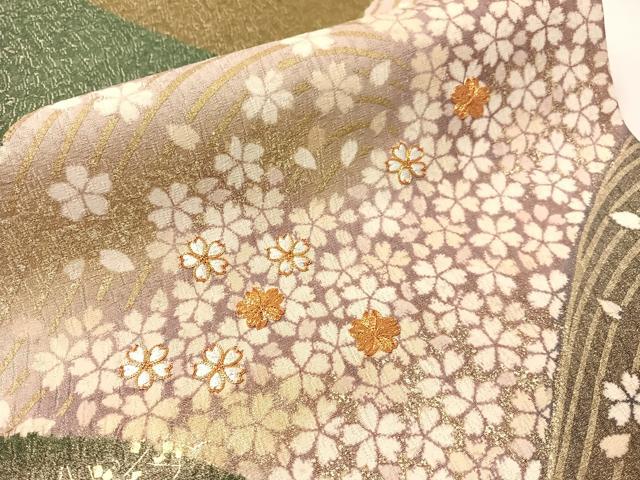 平和屋着物●十日町 名門青柳高級ブランド　大喜百花　全通柄袋帯　駒刺繍　立波舞桜　銀通し地　やまと誂製　正絹　逸品　CABI4390vp