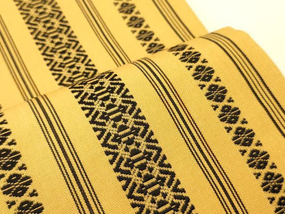 平和屋着物●本場筑前博多織　半幅帯　献上柄　証紙付き　正絹　逸品　CABI5171ak