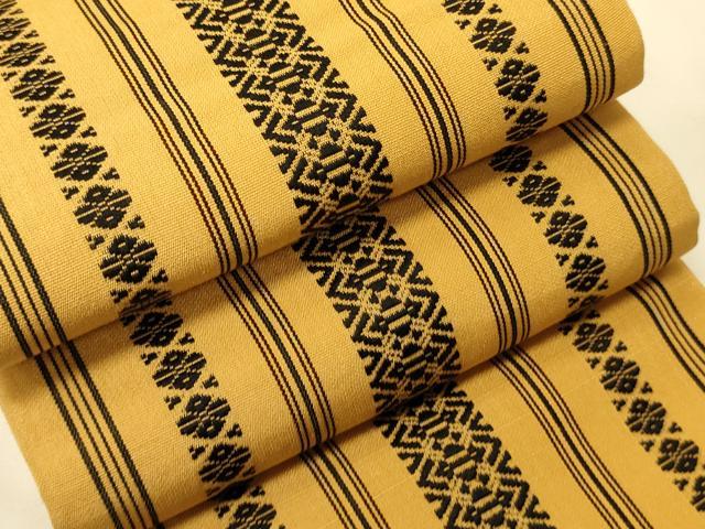 平和屋着物●本場筑前博多織　半幅帯　献上柄　証紙付き　正絹　逸品　CABI5171ak