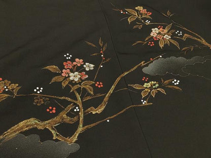 平和屋着物＃羽織　寿光織　雲重ね枝花文　黒地　金糸　正絹　逸品　CABI6001in
