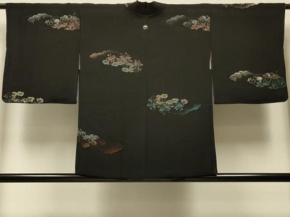 平和屋着物＃羽織　寿光織　雲取り草花文　黒地　銀糸　正絹　逸品　CABI6007in