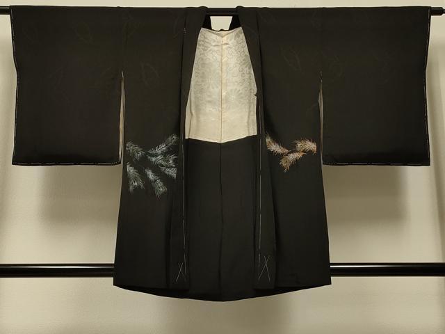 平和屋着物＃羽織　孔雀羽文　黒地　銀彩　正絹　逸品　未使用　CABI6009in
