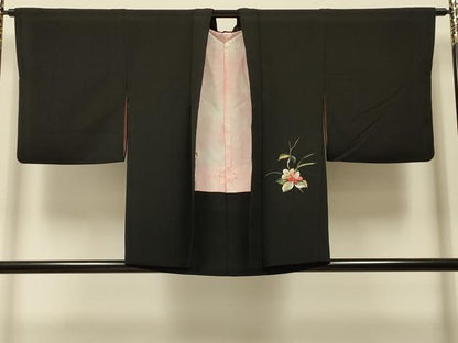 平和屋着物＃羽織　総刺繍　草花文　黒地　金銀糸　正絹　逸品　CABI6032in