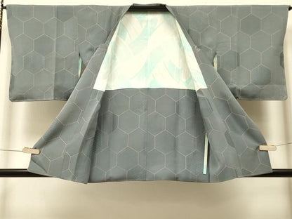 平和屋着物＃道行コート　地紋起こし　亀甲文　正絹　逸品　CABI6038in