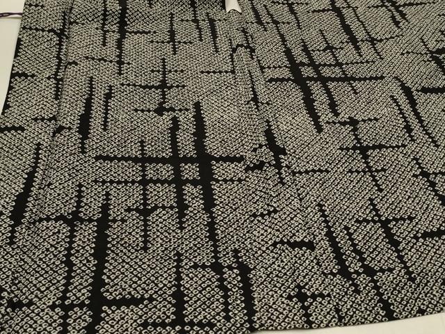 平和屋着物＃羽織　総絞り　絣文様　黒地　正絹　逸品　CABI6043in