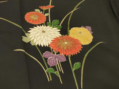 平和屋着物＃羽織　草花文　黒地　金彩　正絹　逸品　CABI6072in