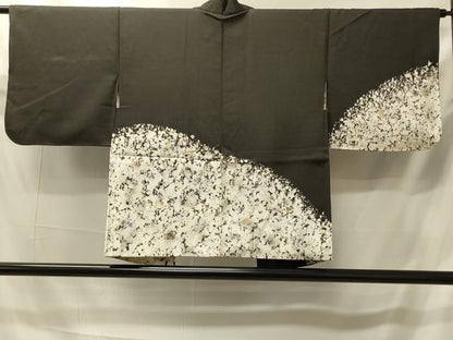 平和屋着物＃羽織　霞文　黒地　金銀彩　正絹　逸品　CABI6075in