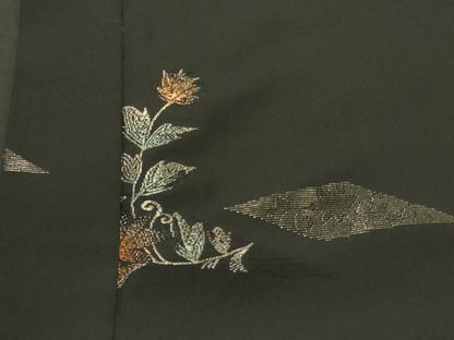 平和屋着物＃羽織　寿光織　草花文　黒地　銀糸　正絹　逸品　CABI6090in