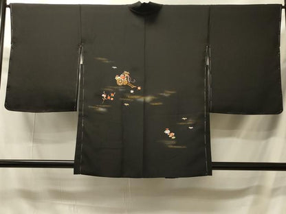 平和屋着物＃羽織　駒刺繍　御所車花文　黒地　金銀彩　正絹　逸品　未使用　CABI6094in