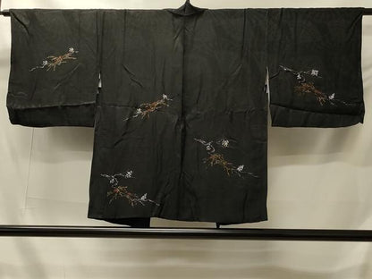 平和屋着物＃羽織　刺繍　枝松葉文　黒地　金銀糸　正絹　逸品　CABI6101in