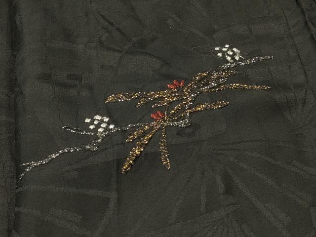 平和屋着物＃羽織　刺繍　枝松葉文　黒地　金銀糸　正絹　逸品　CABI6101in