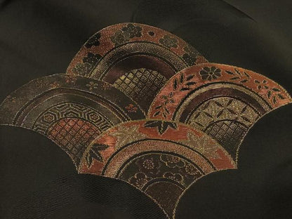 平和屋着物＃羽織　寿光織　草花青海波文　黒地　金糸　正絹　逸品　CABI6118in