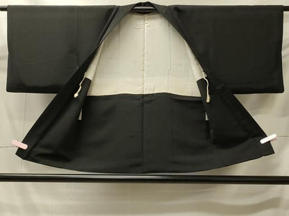 平和屋着物＃羽織　霞舞羽文　黒地　正絹　逸品　CABI6122in