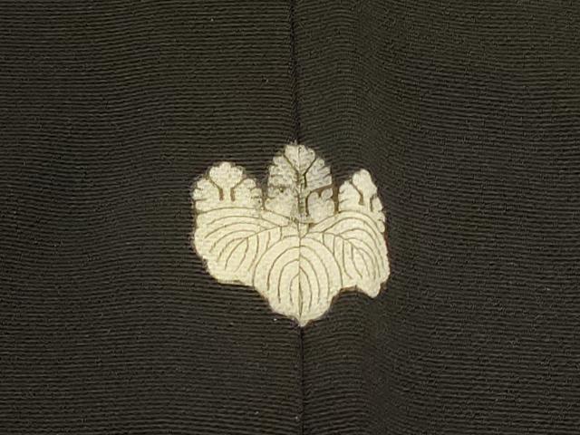 平和屋着物＃羽織　寿光織　亀甲舞葉文　黒地　金糸　正絹　逸品　未使用　CABI6123in
