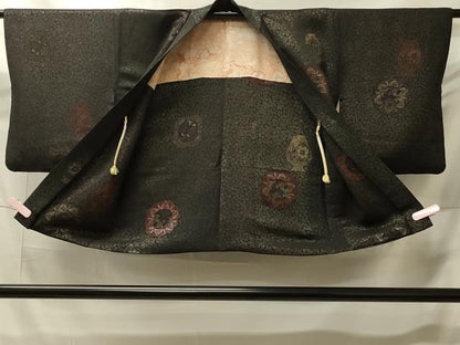 平和屋着物＃羽織　陶器花文　黒地　金銀糸　正絹　逸品　CABI6127in
