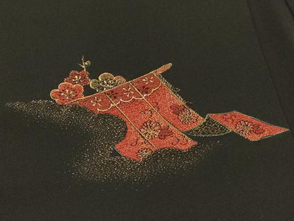 平和屋着物＃羽織　寿光織　屏風草花文　黒地　金銀糸　正絹　逸品　CABI6129in