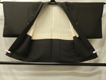 平和屋着物＃羽織　駒刺繍　枝梅文　黒地　金糸　正絹　逸品　CABI6132in