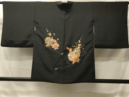 平和屋着物＃羽織　駒刺繍　総刺繍　鼓草花文　黒地　金銀糸　正絹　逸品　CABI6150in