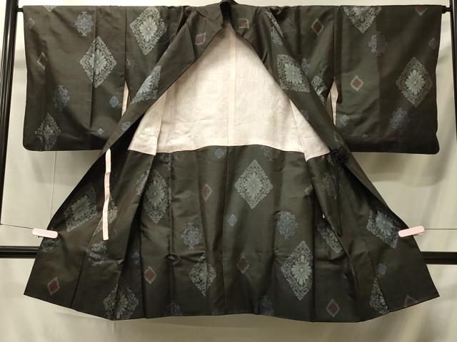 平和屋着物＃本場大島紬　道中着　割り込み絣　地空き　花菱文　黒地　ロング丈　正絹　逸品　CABI6204in