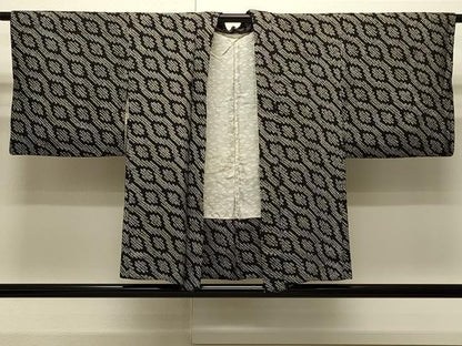 平和屋着物∞羽織　総絞り　立涌文　黒地　正絹　逸品　CABI6213in
