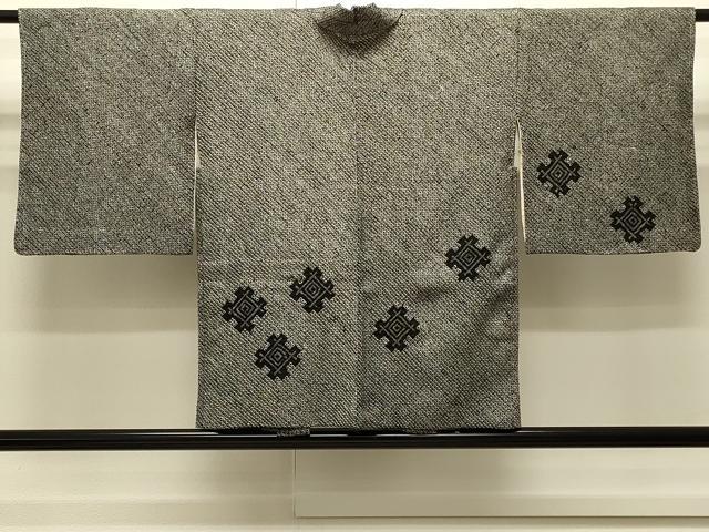 平和屋着物∞羽織　総絞り　幾何学文様　黒地　正絹　逸品　未使用　CABI6214in