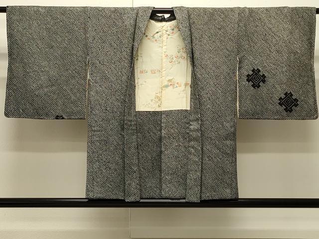平和屋着物∞羽織　総絞り　幾何学文様　黒地　正絹　逸品　未使用　CABI6214in