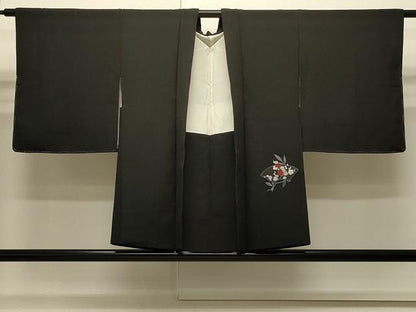 平和屋着物∞羽織　地紙草花文　黒地　正絹　逸品　CABI6242in