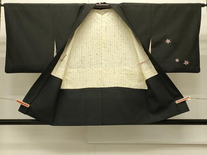平和屋着物∞羽織　総刺繍　流水舞葉文　黒地　正絹　逸品　CABI6253in
