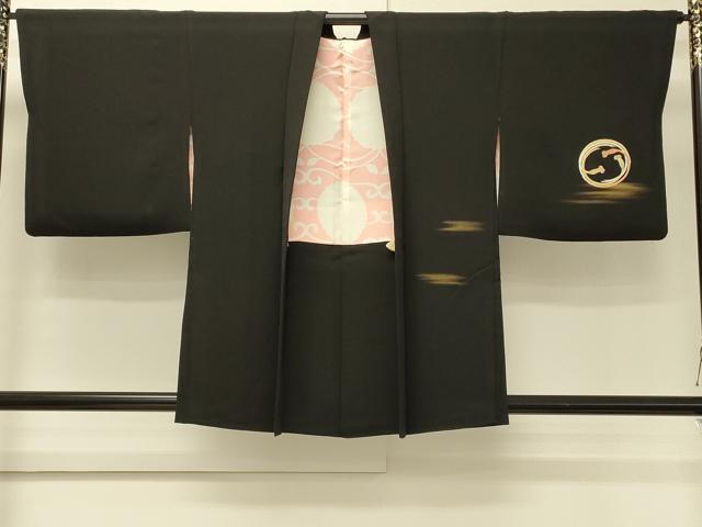 平和屋着物∞羽織　駒刺繍　結び紐丸文　黒地　金彩　正絹　逸品　CABI6266in