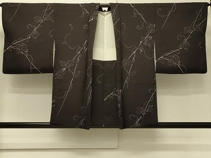 平和屋着物∞羽織　葡萄蔦の葉文　黒地　正絹　逸品　CABI6267in