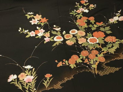 平和屋着物＃羽織　草花文　黒地　金彩　正絹　逸品　CABI6275in