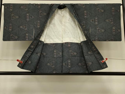 平和屋着物＃羽織　紬地　花唐草文　正絹　逸品　CABI6280in