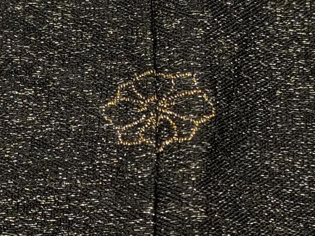平和屋着物＃羽織　寿光織　菊づくし　黒地　銀糸　正絹　逸品　CABI6289in