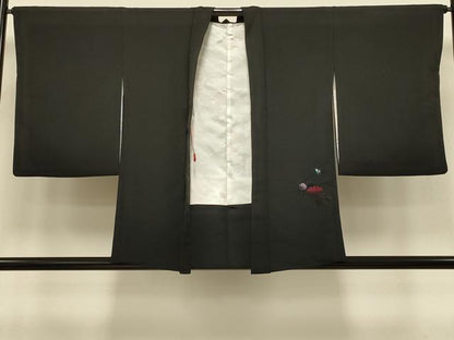 平和屋着物＃羽織　総刺繍　草花文　黒地　正絹　逸品　CABI6302in