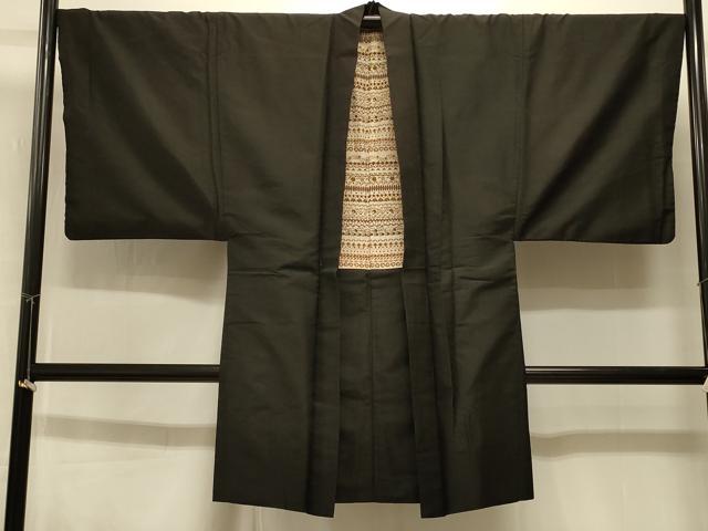 平和屋着物＃男性　長羽織　紬地　黒地　正絹　逸品　CABI6324in
