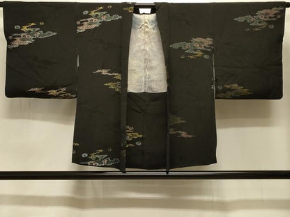 平和屋着物＃羽織　寿光織　霞吉祥花文　黒地　金糸　正絹　逸品　CABI6332in