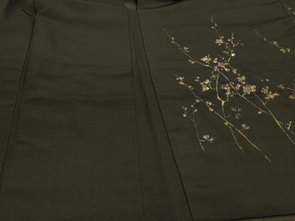平和屋着物＃羽織　寿光織　枝梅文　黒地　金銀糸　正絹　逸品　CABI6348in