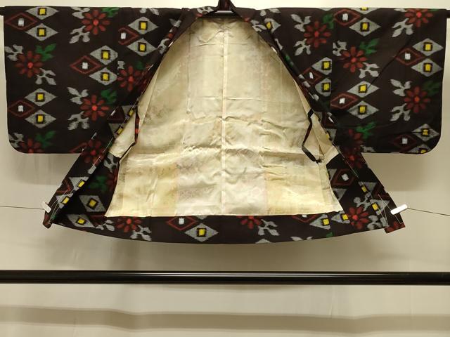 平和屋着物＃羽織　久留米絣　花菱文　黒地　綿　逸品　CABI6358in