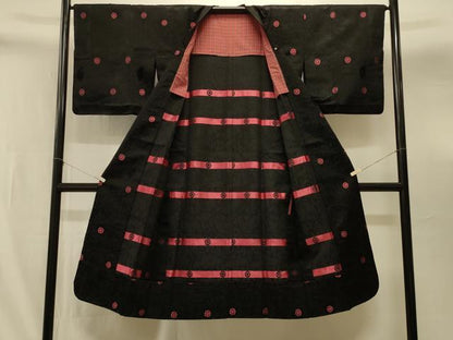 平和屋着物＃道行コート　単衣　花唐草文　黒地　ロング丈　正絹　逸品　CABI6359in