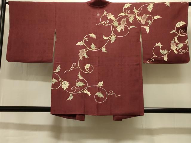 平和屋着物＃羽織　葡萄蔦の葉文　金彩　正絹　逸品　CABI6365in