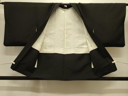 平和屋着物＃羽織　吉祥菱花文　黒地　金彩　正絹　逸品　CABI6366in