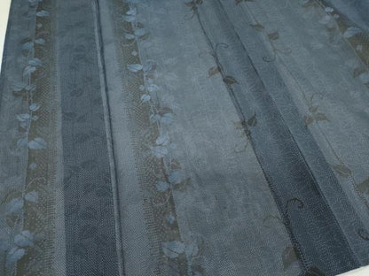 平和屋着物＊夏物　大島紬　夏大島　蔦の葉間道　証紙付き　正絹　逸品　未使用　CABI6442ou